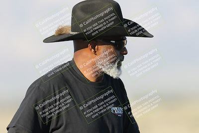 media/Jan-15-2026-Racers Edge (Thu) [[dfebeb70ab]]/1-Around the Pits-Track Walk/